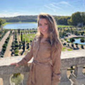 Meet your Posher, Caroline